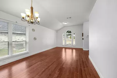 1139 Baja Drive, Grand Prairie, TX 75052 - Photo 11
