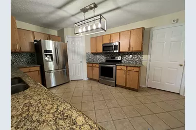 1204 Hillside Drive, Justin, TX 76247 - Photo 9