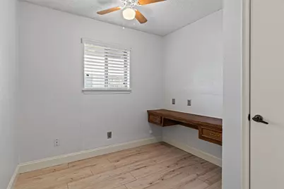 709 Royal Oaks Drive, Garland, TX 75040 - Photo 13
