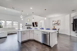 1721 Canals Dr, Little Elm, TX 75068 - Photo 19