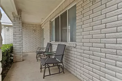 1144 Castlewood Court, DeSoto, TX 75115 - Photo 3