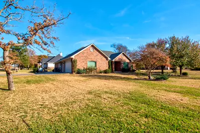 1321 Kiowa Drive E, Lake Kiowa, TX 76240 - Photo 3