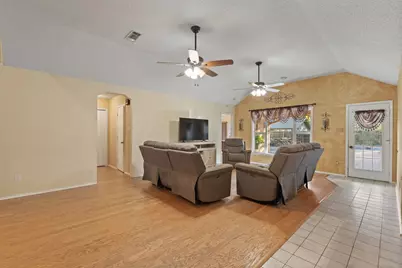 649 Parkridge Boulevard, Burleson, TX 76028 - Photo 7