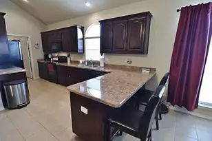8212 Deer Bluff Ln, Fort Worth, TX 76179 - Photo 9