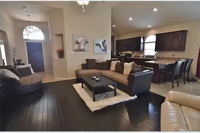 8212 Deer Bluff Lane, Fort Worth, TX 76179 - Photo 5