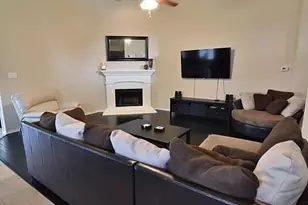 8212 Deer Bluff Ln, Fort Worth, TX 76179 - Photo 7