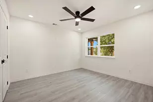 3030 Mark Twain Dr, Farmers Branch, TX 75234 - Photo 17