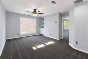 802 Crest Ridge Ct, Irving, TX 75061 - Photo 11