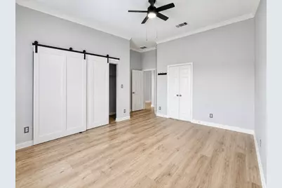 802 Crest Ridge Court, Irving, TX 75061 - Photo 7