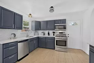 2512 Mc Dearmon St, Sachse, TX 75048 - Photo 9