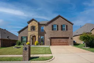1002 Nail Ln, Euless, TX 76040 - Photo 1