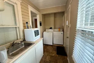 322&410 E Division St, Muenster, TX 76252 - Photo 33