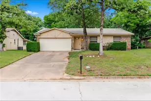 2805 Mintwood Pl, Arlington, TX 76016 - Photo 1