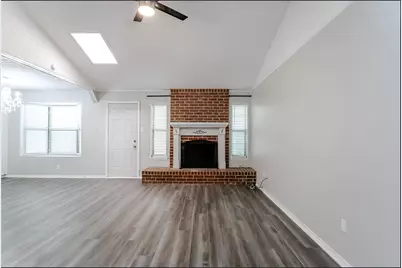2805 Mintwood Place, Arlington, TX 76016 - Photo 7