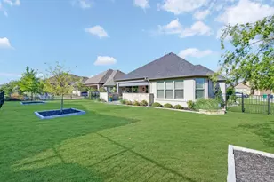 8801 Basanite Ave, Denton, TX 76207 - Photo 33