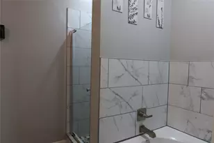 2410 Buchanan St, Wichita Falls, TX 76309 - Photo 11