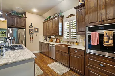 304 Dublin Circle, Gordonville, TX 76245 - Photo 15