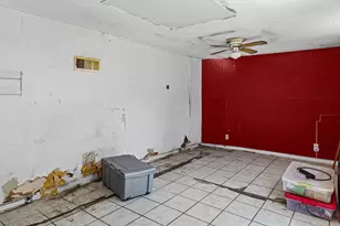 612 Meadow Park Dr, White Settlement, TX 76108 - Photo 13