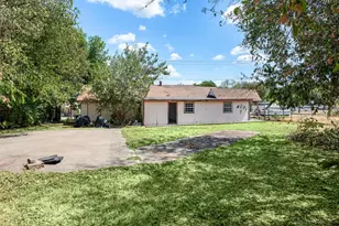 612 Meadow Park Dr, White Settlement, TX 76108 - Photo 33
