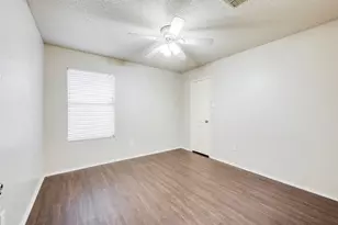 810 Engleside Dr, Arlington, TX 76018 - Photo 21