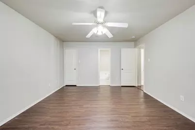 810 Engleside Drive, Arlington, TX 76018 - Photo 19