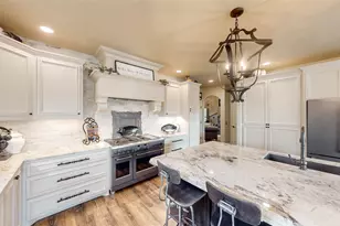 4805 Range Wood Dr, Flower Mound, TX 75028 - Photo 13