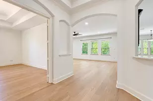 5405 Squeezepenny Ln, McKinney, TX 75070 - Photo 5