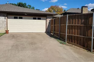 3359 Lanarc Dr, Plano, TX 75023 - Photo 23