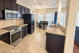 2104 Stonewood Dr, Lancaster, TX 75134 - Photo 3