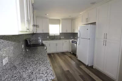 1103 Bryant Street, Benbrook, TX 76126 - Photo 7