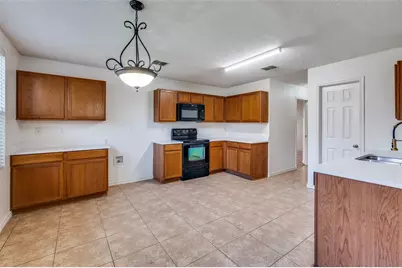 8402 Olivia Meadow Drive, Arlington, TX 76002 - Photo 5