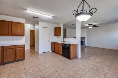 8402 Olivia Meadow Drive, Arlington, TX 76002 - Photo 7