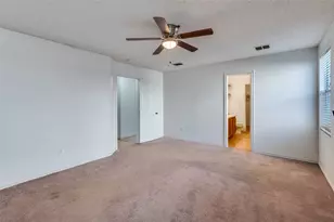 8402 Olivia Meadow Dr, Arlington, TX 76002 - Photo 9
