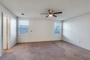 8402 Olivia Meadow Dr, Arlington, TX 76002 - Photo 13