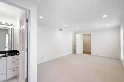 7162 Carrousel Circle, Dallas, TX 75214 - Photo 13