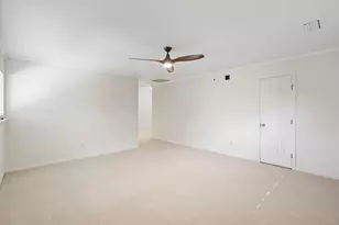 7162 Carrousel Cir, Dallas, TX 75214 - Photo 9