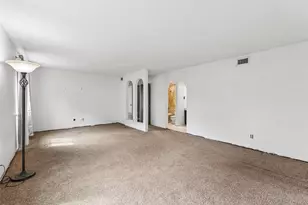 733 Red Wing Dr, Lewisville, TX 75067 - Photo 9