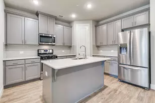 1036 Foxglove Dr, Carrollton, TX 75007 - Photo 9