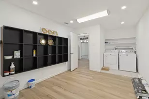 1911 El Capitan Dr, Dallas, TX 75228 - Photo 15