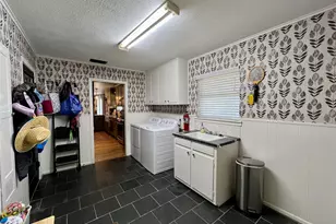 1811 W Overhill Dr, Stephenville, TX 76401 - Photo 25