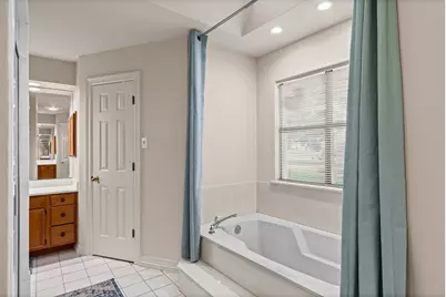 1820 Long Creek Court, Granbury, TX 76049 - Photo 29