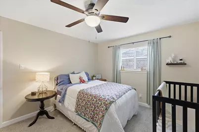 217 E Louella Drive, Hurst, TX 76054 - Photo 21