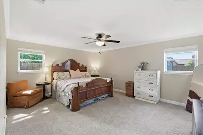 217 E Louella Drive, Hurst, TX 76054 - Photo 23