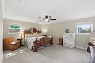217 E Louella Dr, Hurst, TX 76054 - Photo 23