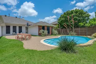 335 Linhurst Dr, Murphy, TX 75094 - Photo 3