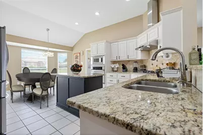 335 Linhurst Drive, Murphy, TX 75094 - Photo 9