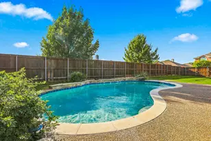 335 Linhurst Dr, Murphy, TX 75094 - Photo 3