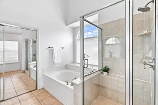 8716 Falls Rd, Irving, TX 75063 - Photo 27