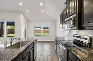 9916 Ginkgo Ln, Fort Worth, TX 76036 - Photo 11