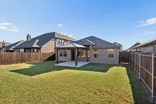 9916 Ginkgo Ln, Fort Worth, TX 76036 - Photo 3